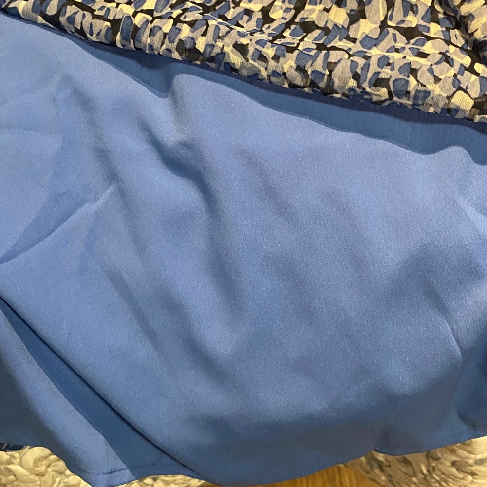 Blue Patterned Dress 🦋 - Picture 4 of 7